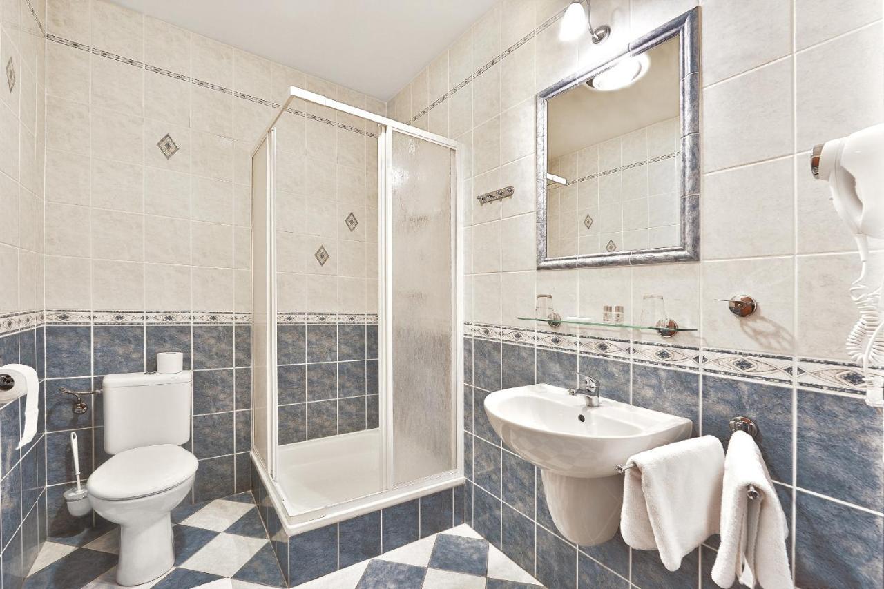 Attic Hotel Prag Dış mekan fotoğraf