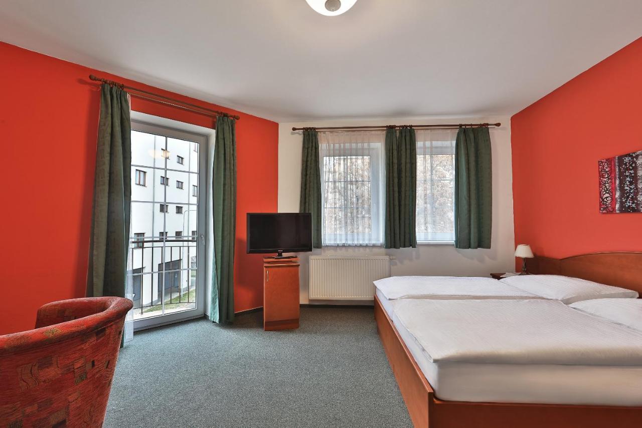 Attic Hotel Prag Dış mekan fotoğraf